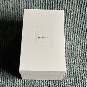 Saint Laurent box